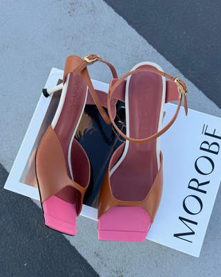 Ontdek Slingbacks en sandalen met hak online bij Marjon Snieders