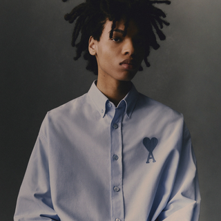 Ontdek Ami Paris blouses online bij Marjon Snieders