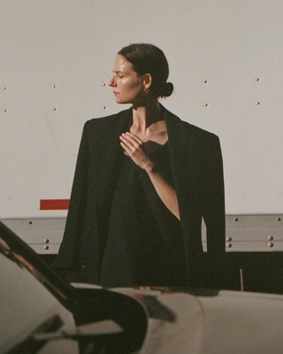 Ontdek Rohe fashion online bij Marjon Snieders