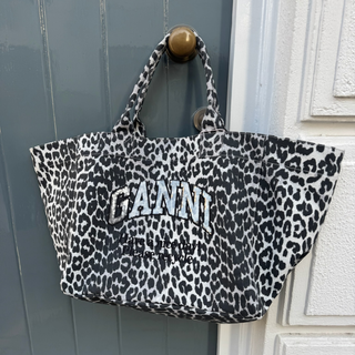 Ontdek shoppers van designers bij Marjon Snieders