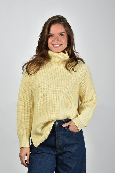 Lisa Yang trui Therese 2024013 lemon sorbet