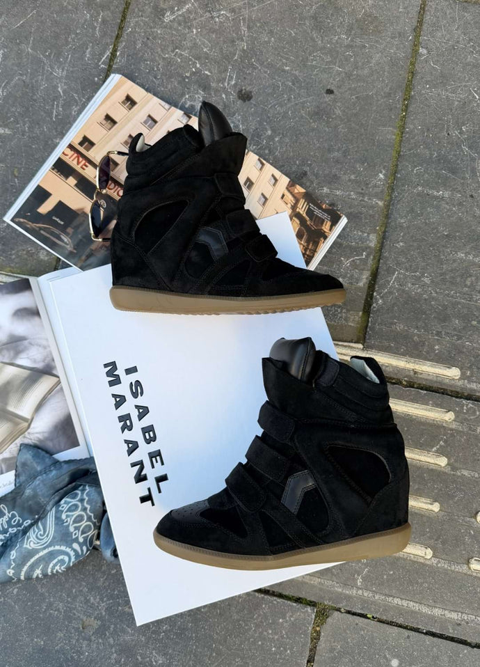 Shop de nieuwste Isabel Marant sneakers bij Marjon Snieders