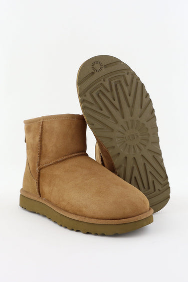 UGG enkellaarsjes Classic Mini II 1016222 chesnut