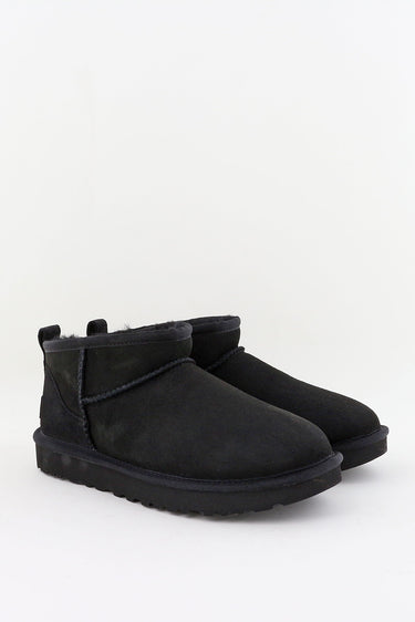 UGG enkellaarsjes Classic Ultra Mini 1116109 black